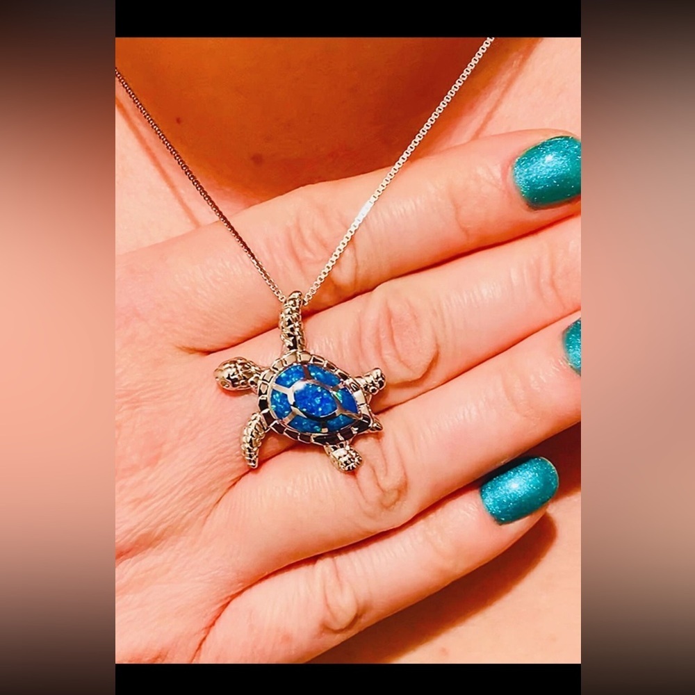 Blue opal s925 sterling silver sea turtle pendant with box chain gift new - Picture 3 of 4